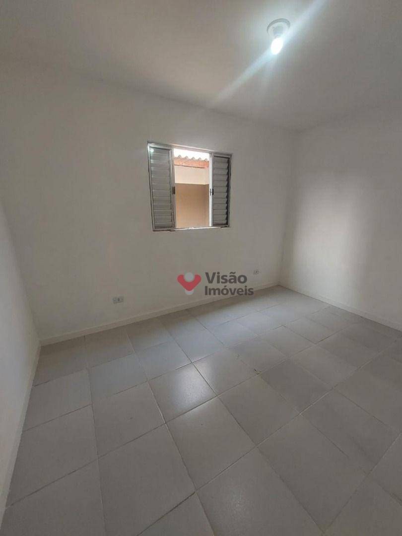 Casa à venda com 2 quartos, 56m² - Foto 21