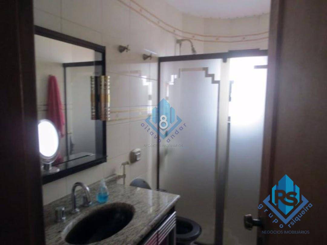 Apartamento à venda com 3 quartos, 155m² - Foto 11