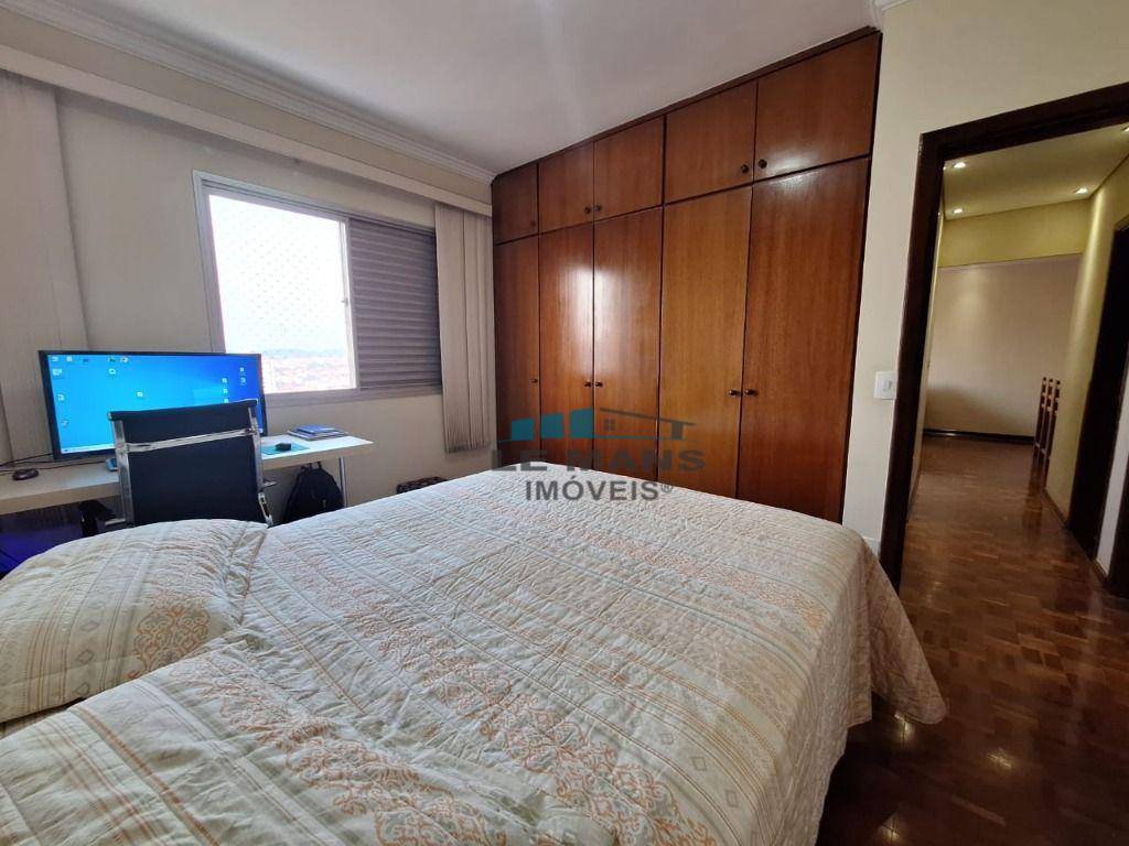 Apartamento à venda com 3 quartos, 90m² - Foto 17