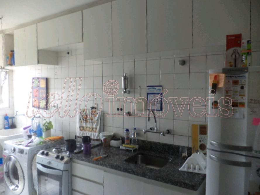 Apartamento para alugar com 2 quartos, 74m² - Foto 10