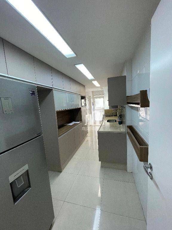 Apartamento à venda com 2 quartos, 97m² - Foto 22