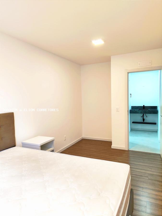 Apartamento à venda com 1 quarto, 45m² - Foto 10