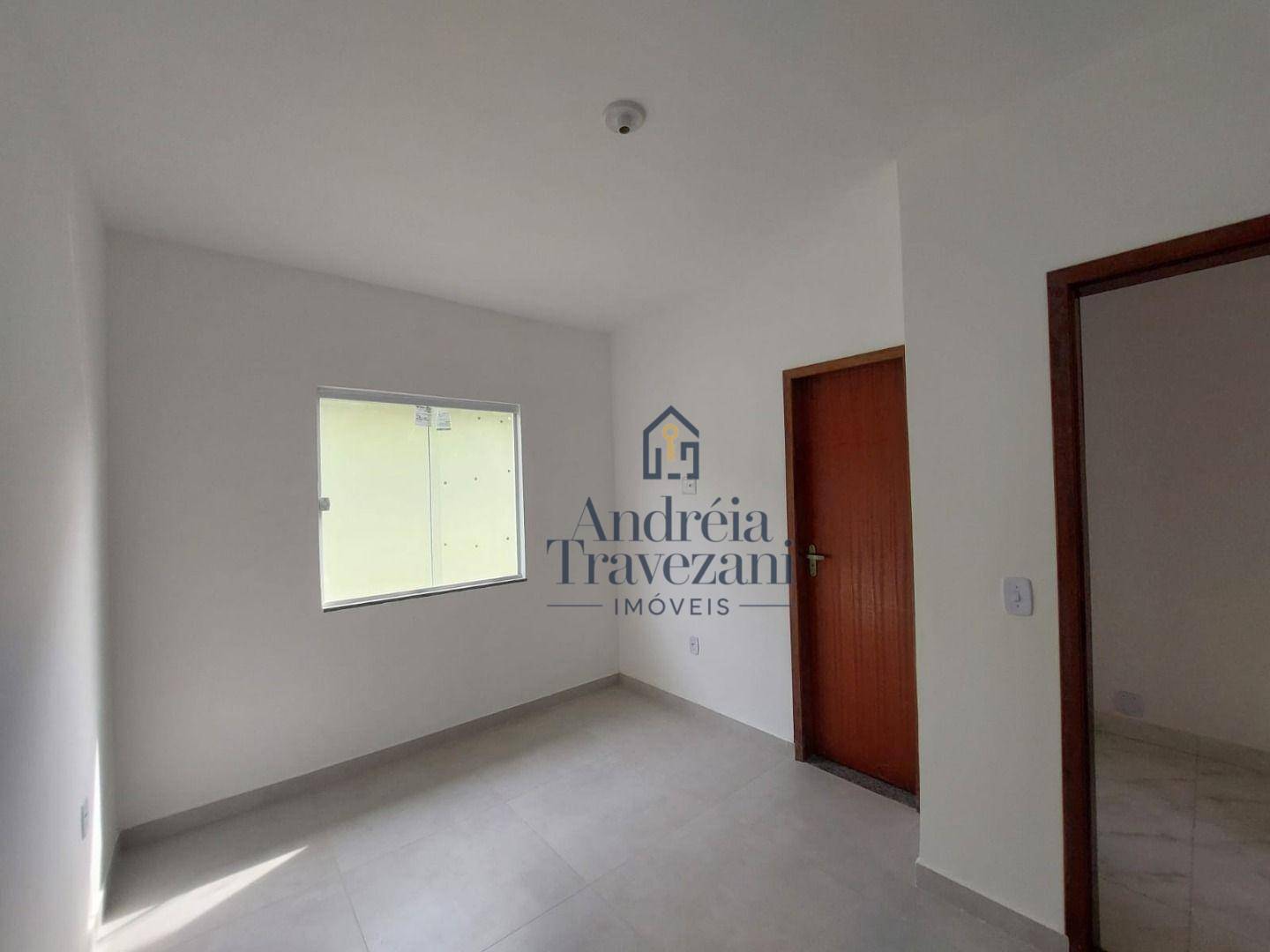 Casa à venda com 2 quartos, 75m² - Foto 13