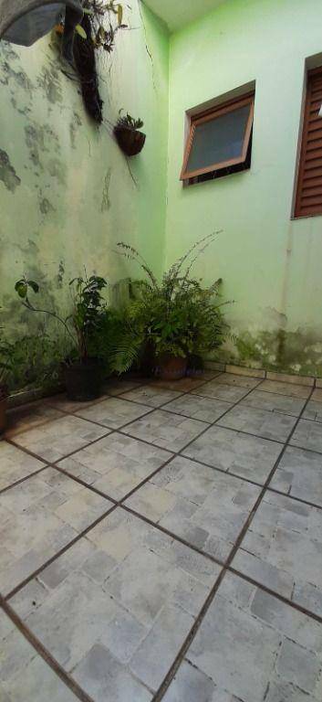 Sobrado à venda com 2 quartos, 150m² - Foto 15