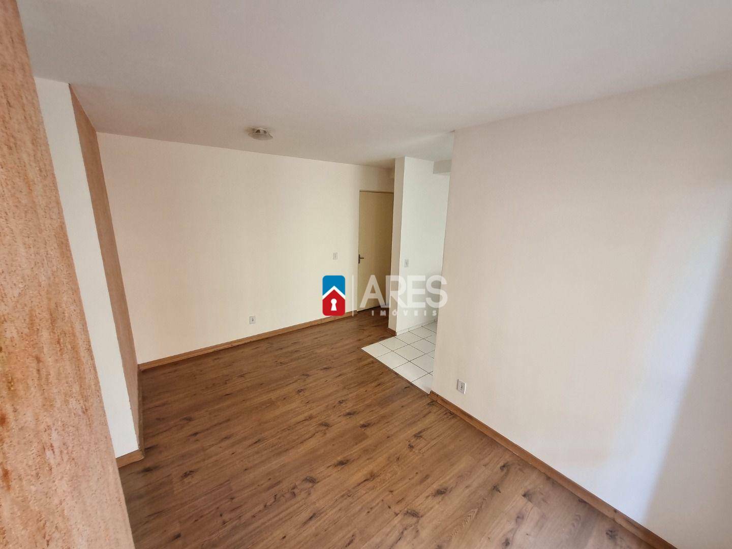 Apartamento à venda com 2 quartos, 49m² - Foto 4