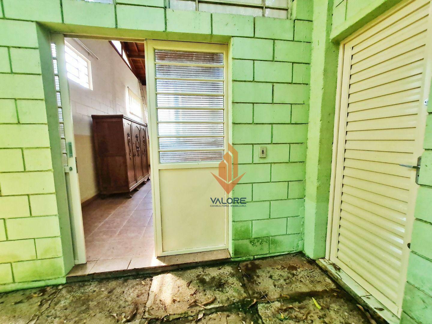 Casa de Condomínio à venda com 3 quartos, 392m² - Foto 47