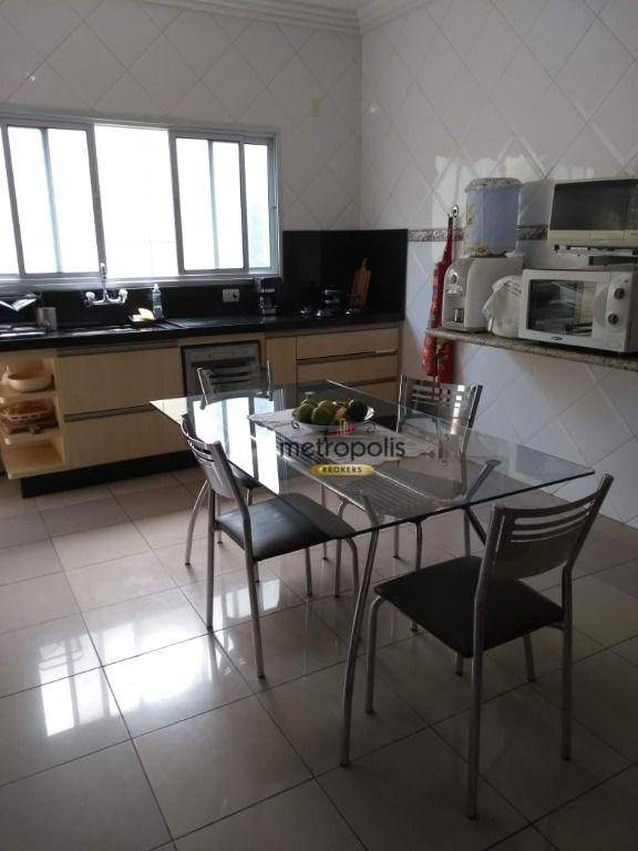 Casa à venda e aluguel com 3 quartos, 282m² - Foto 13