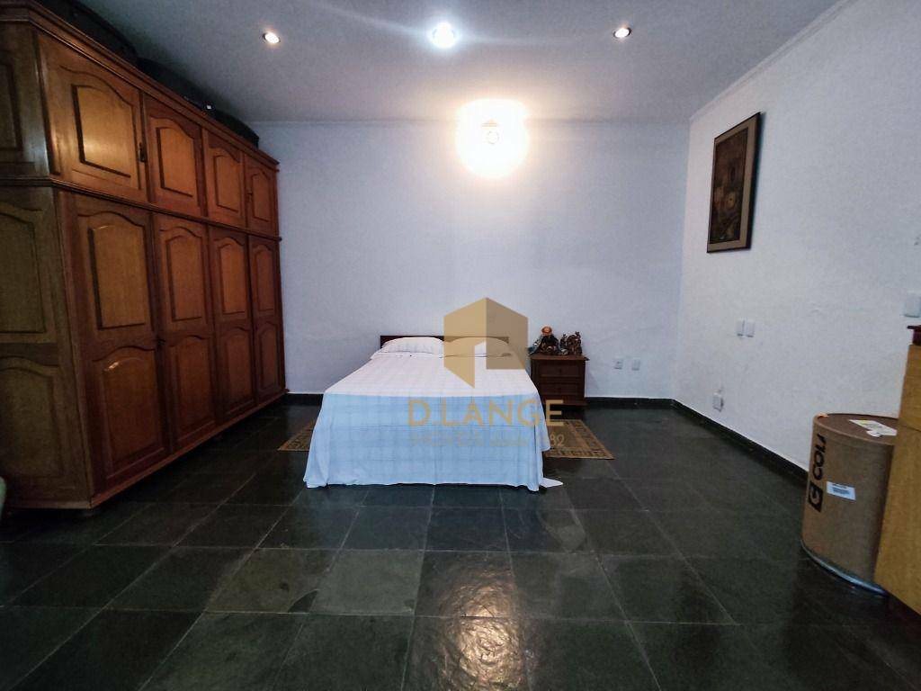 Casa à venda com 4 quartos, 250m² - Foto 18