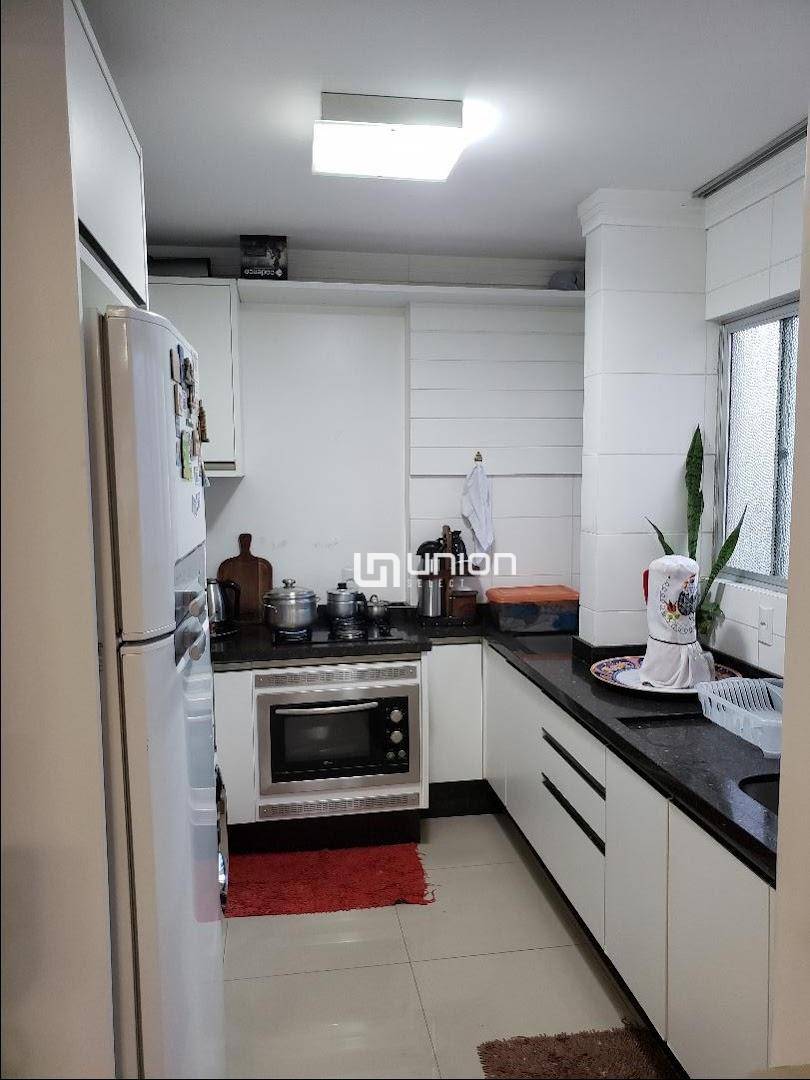 Apartamento à venda com 2 quartos, 69m² - Foto 6