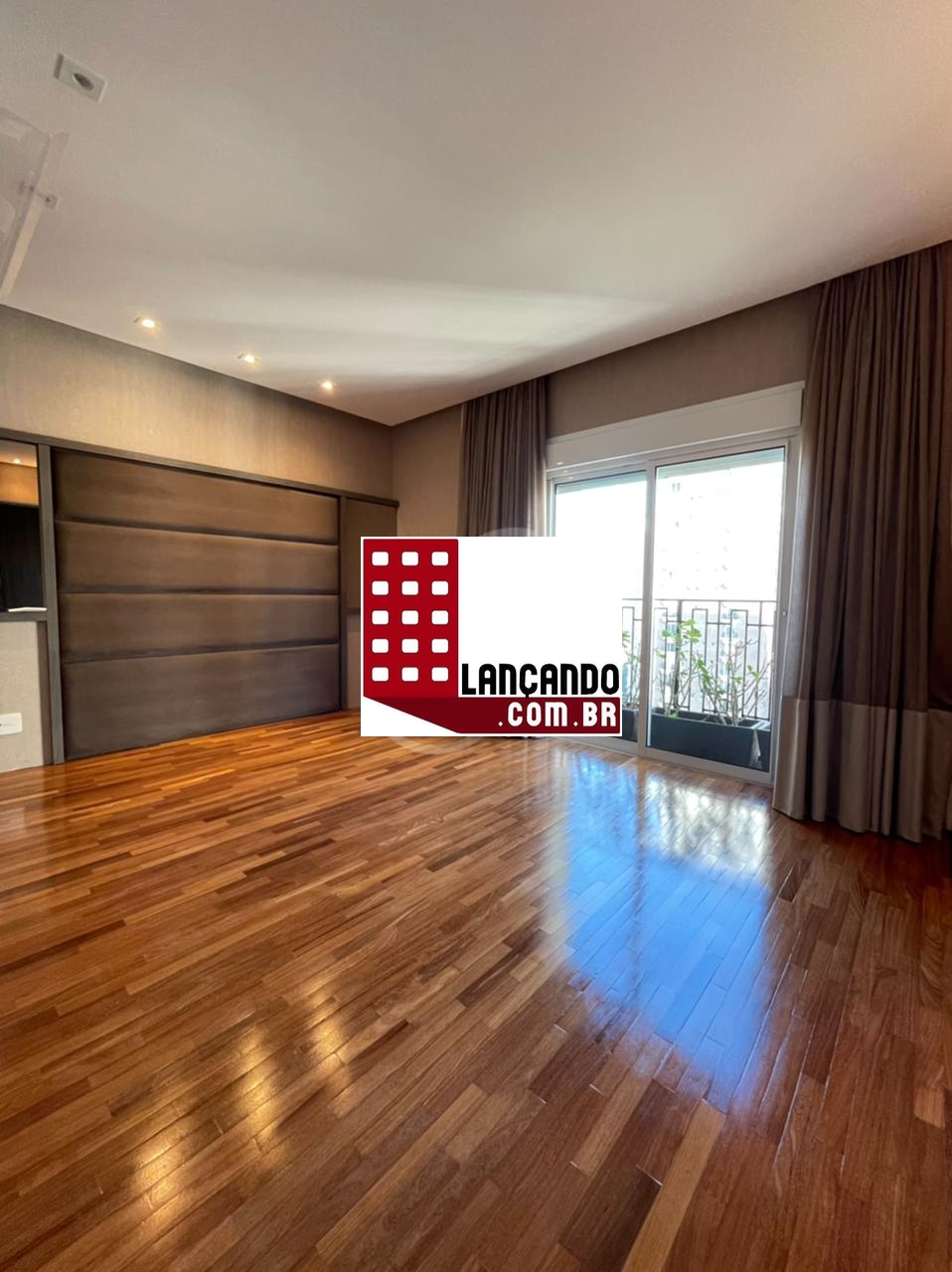 Apartamento à venda com 3 quartos, 300m² - Foto 6