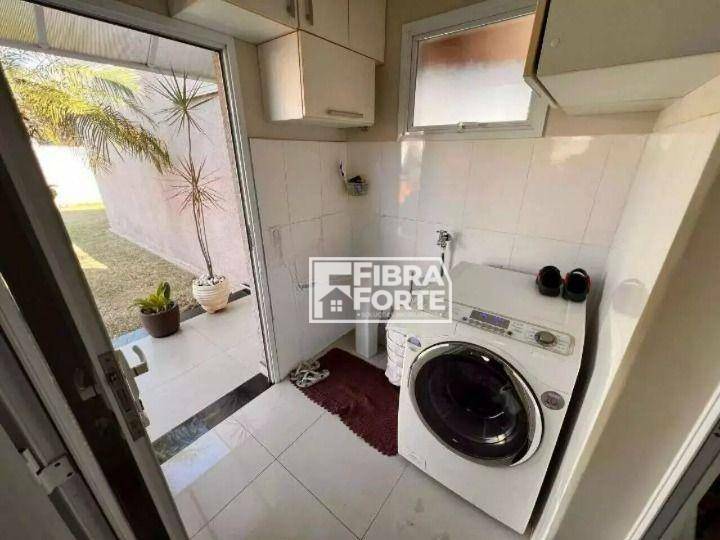 Casa de Condomínio à venda com 5 quartos, 259m² - Foto 13