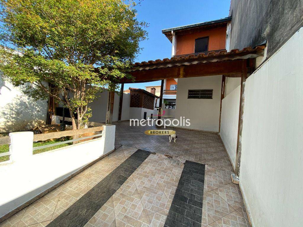 Sobrado à venda com 2 quartos, 192m² - Foto 1