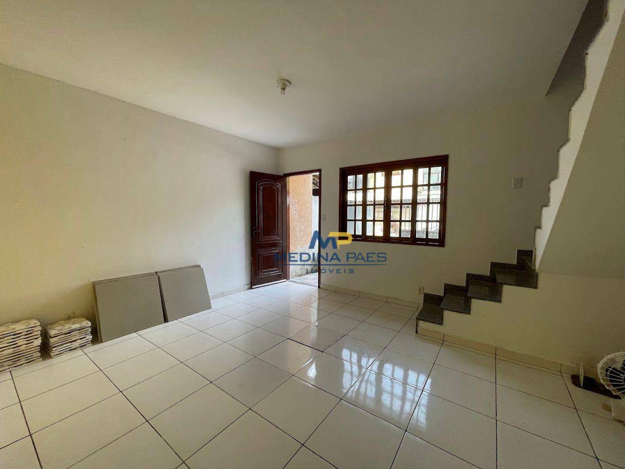 Casa à venda com 2 quartos, 95m² - Foto 4