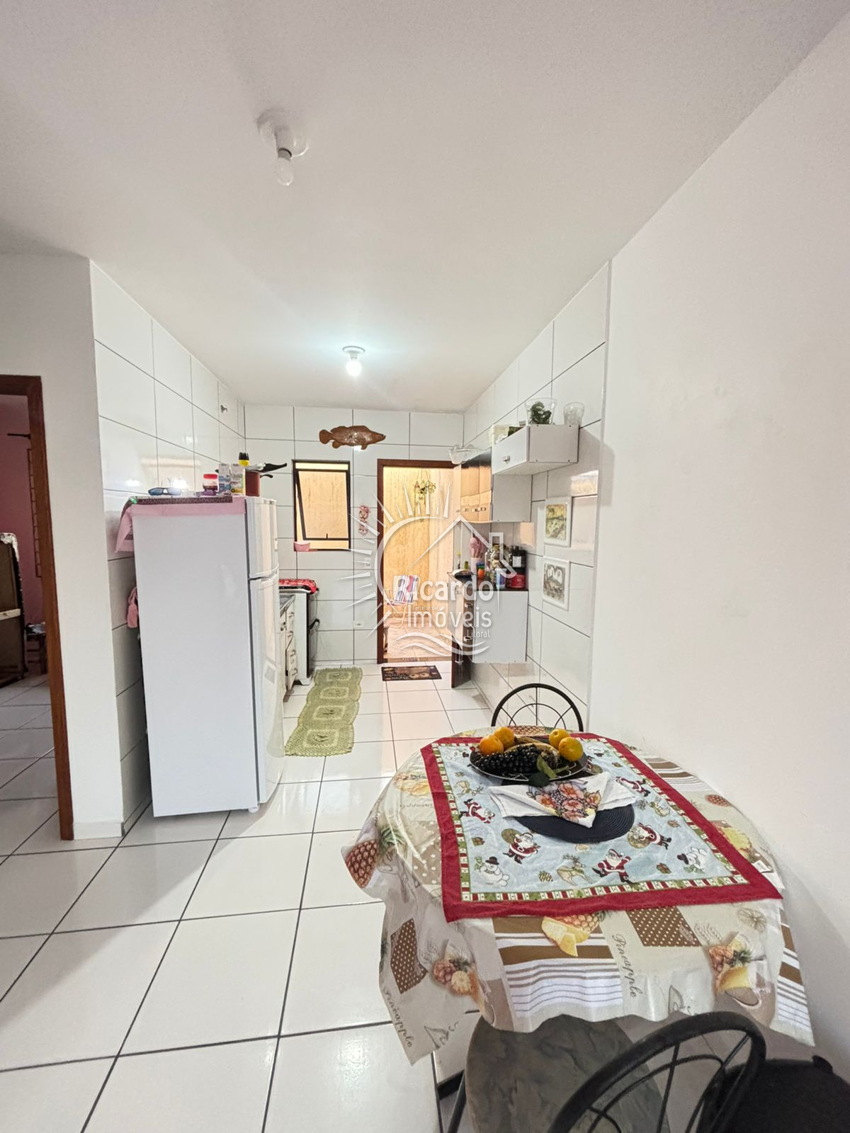 Casa à venda com 2 quartos, 46m² - Foto 5