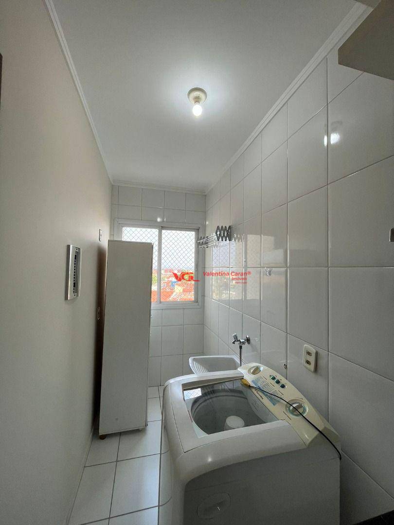 Apartamento para alugar com 2 quartos, 72m² - Foto 7