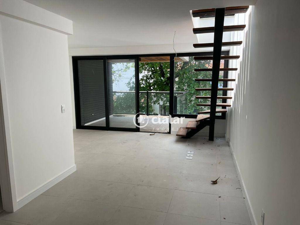 Apartamento à venda com 2 quartos, 181m² - Foto 2