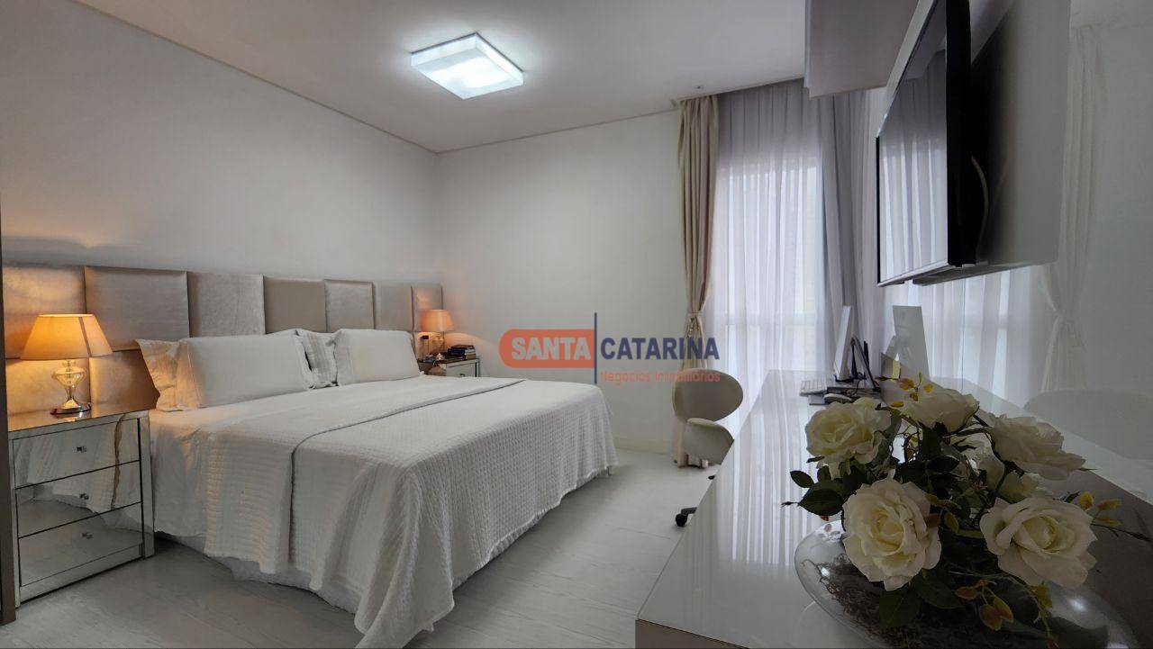 Apartamento à venda com 3 quartos, 130m² - Foto 12