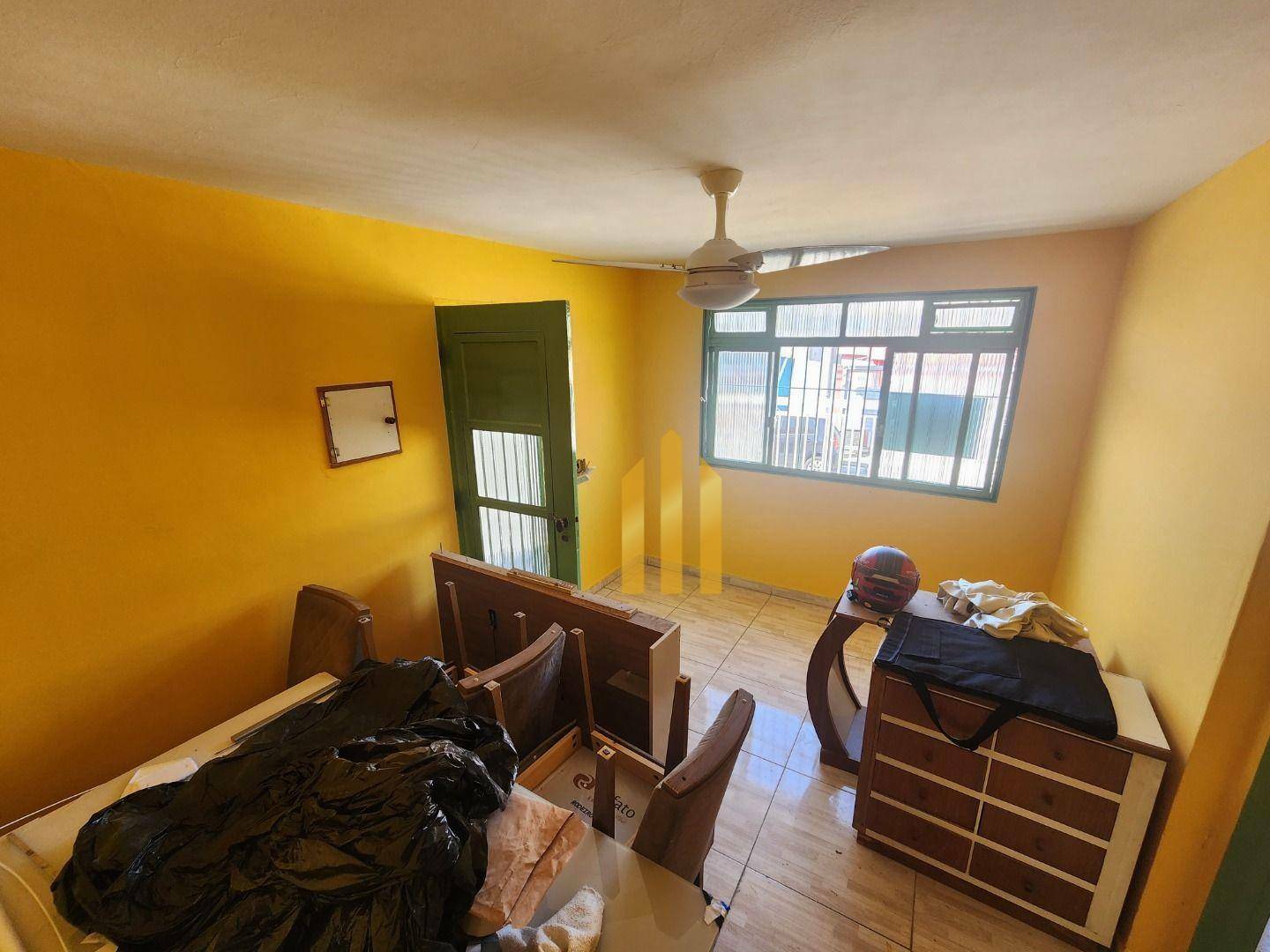 Casa para alugar com 2 quartos, 85m² - Foto 2