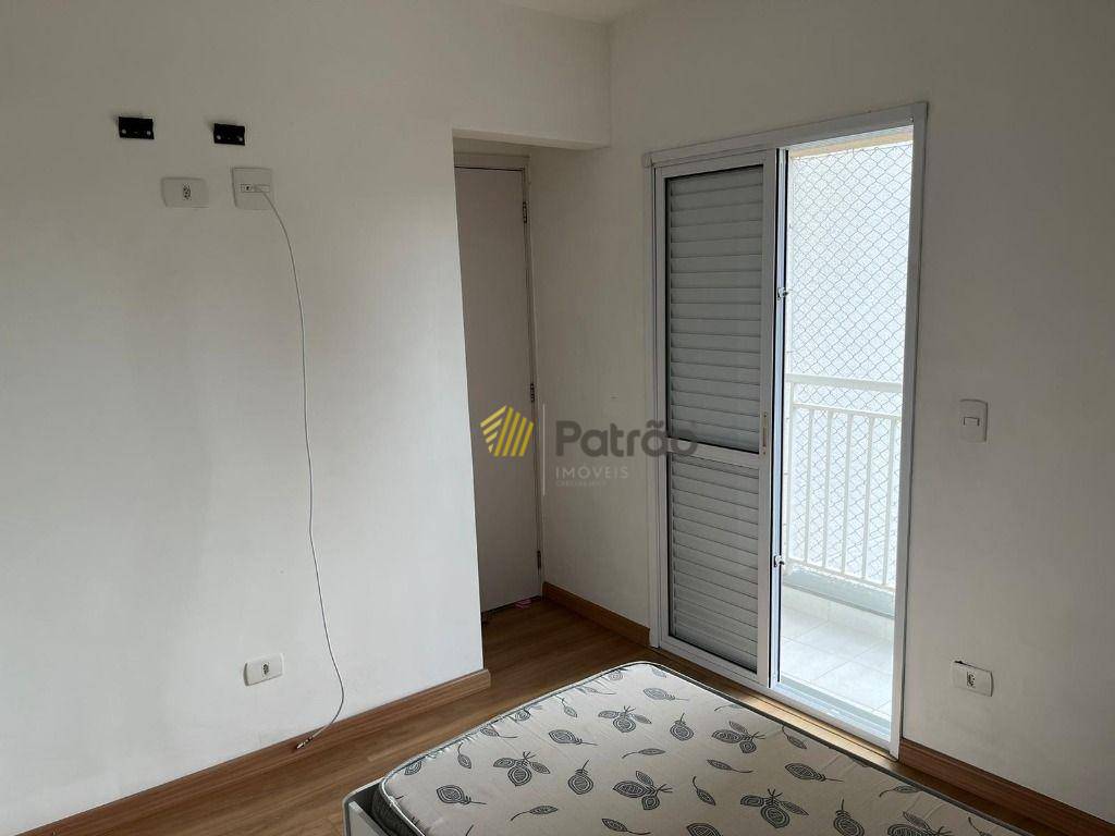 Apartamento para alugar com 2 quartos, 60m² - Foto 7