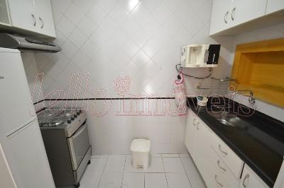 Apartamento para alugar com 2 quartos, 70m² - Foto 11