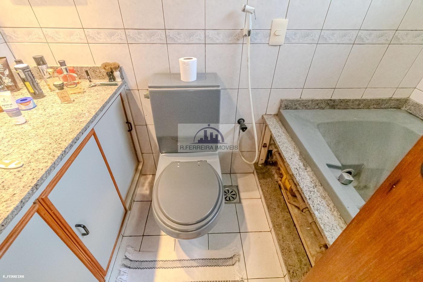 Apartamento à venda com 3 quartos, 137m² - Foto 24