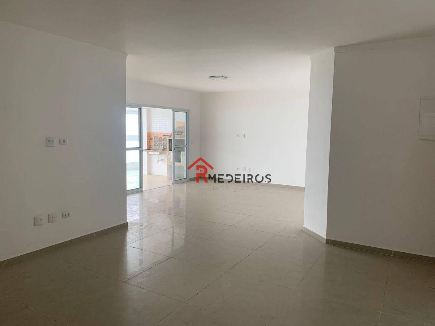 Apartamento à venda com 3 quartos, 206m² - Foto 8