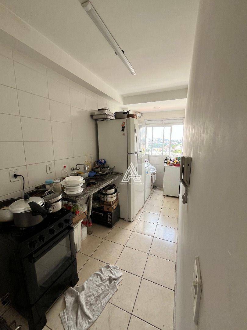 Apartamento à venda com 2 quartos, 56m² - Foto 11