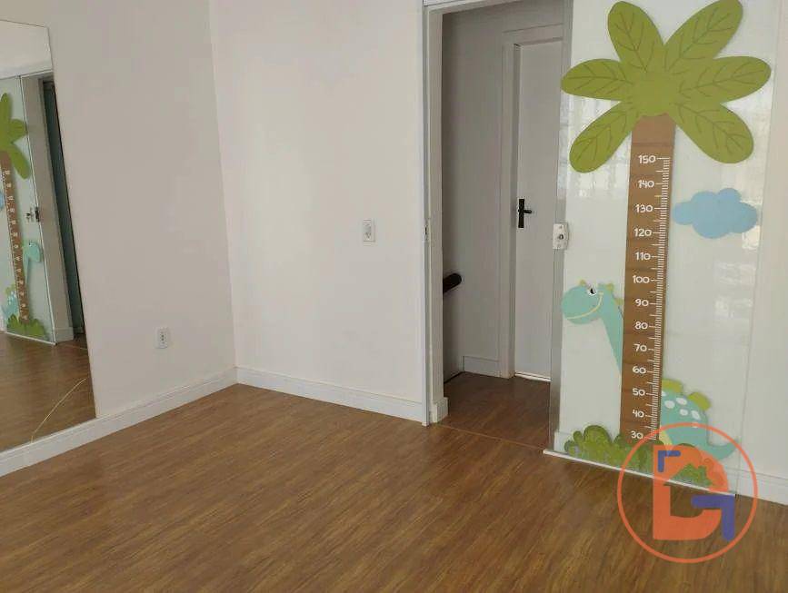 Casa à venda com 3 quartos, 110m² - Foto 14