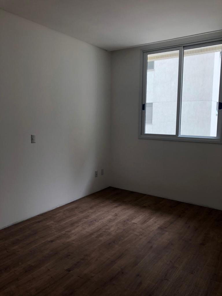 Apartamento à venda com 4 quartos, 193m² - Foto 15