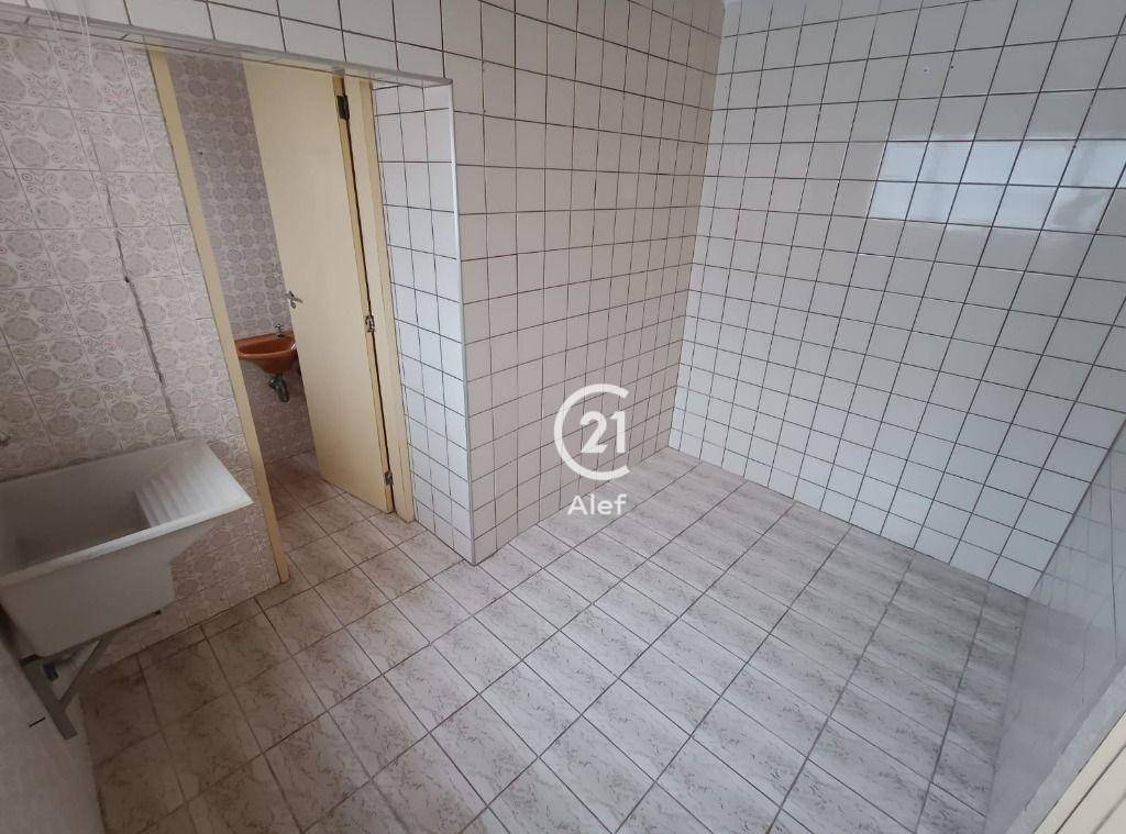 Apartamento à venda com 2 quartos, 80m² - Foto 5