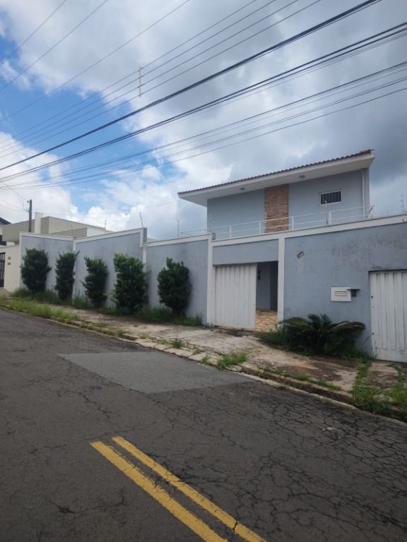 Sobrado à venda com 3 quartos, 240m² - Foto 23