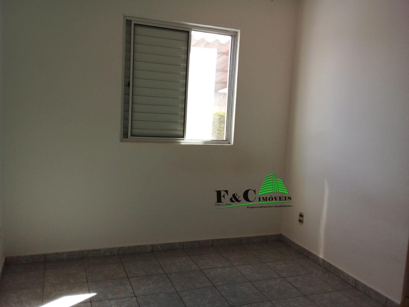 Apartamento à venda com 2 quartos, 81m² - Foto 4