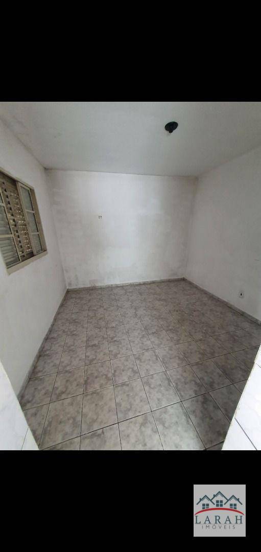 Casa à venda com 3 quartos, 100m² - Foto 17