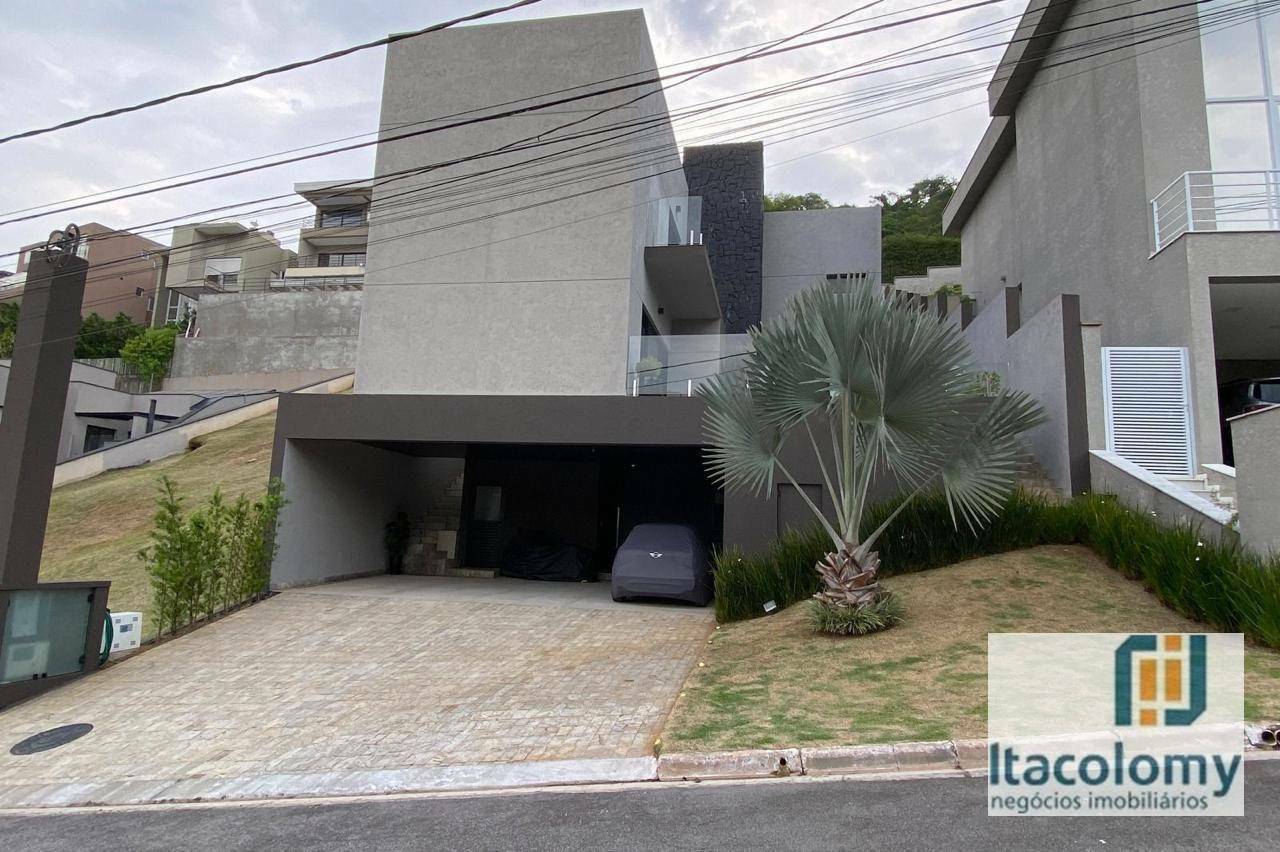 Casa de Condomínio à venda com 4 quartos, 294m² - Foto 1