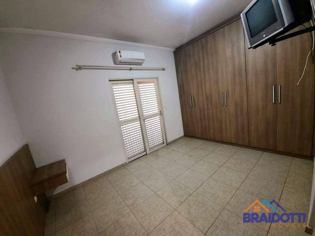 Casa à venda com 3 quartos, 182m² - Foto 6