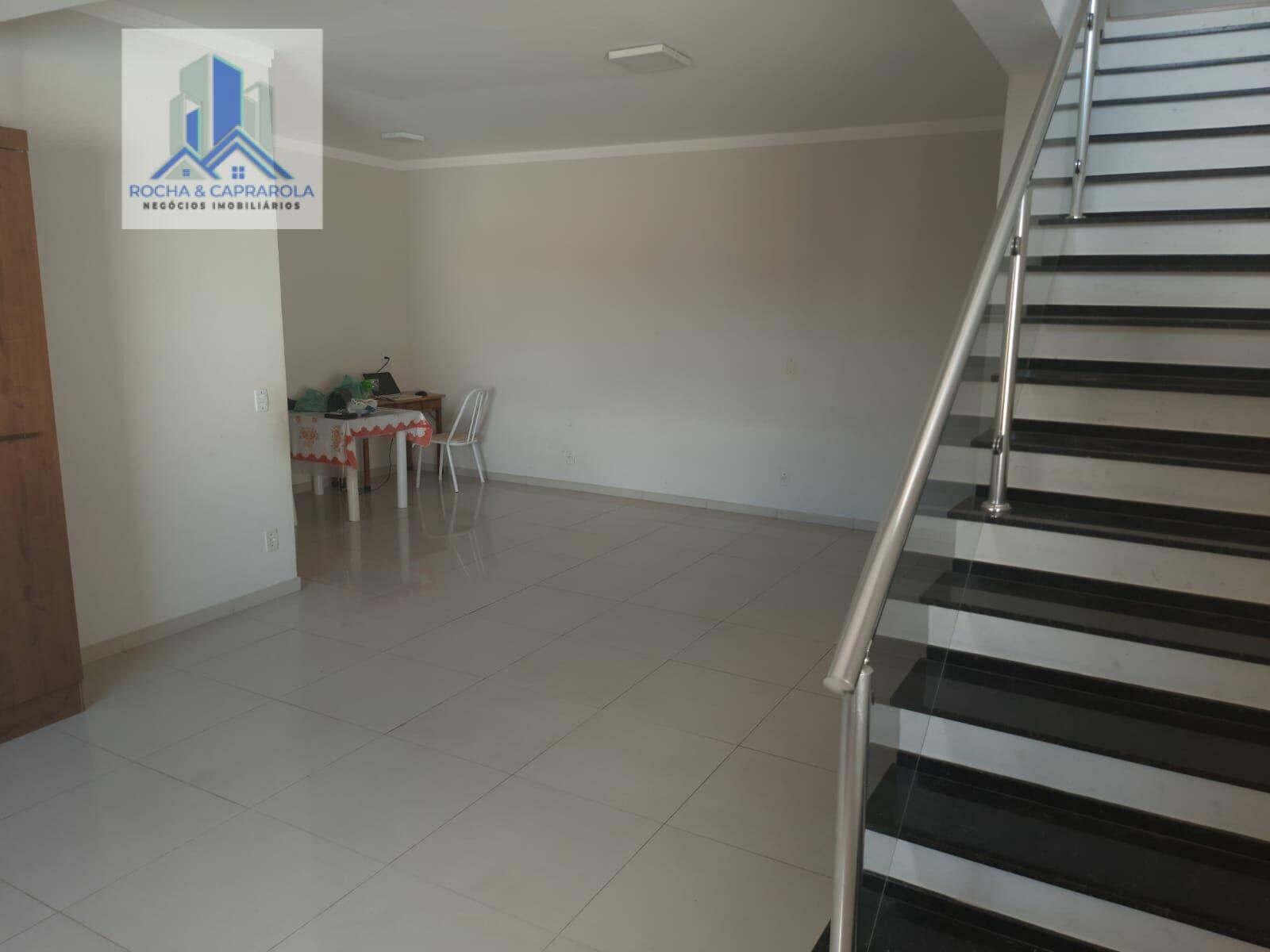 Casa à venda com 3 quartos, 266m² - Foto 14