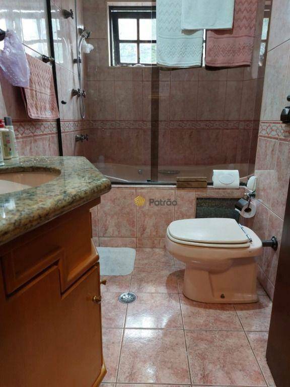 Sobrado à venda com 3 quartos, 256m² - Foto 49