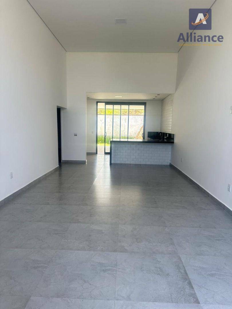 Casa de Condomínio à venda e aluguel com 3 quartos, 165m² - Foto 4
