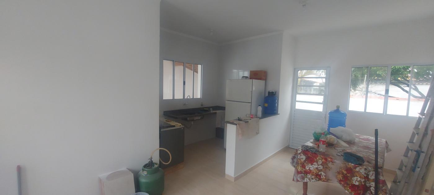 Casa à venda com 2 quartos, 160m² - Foto 6