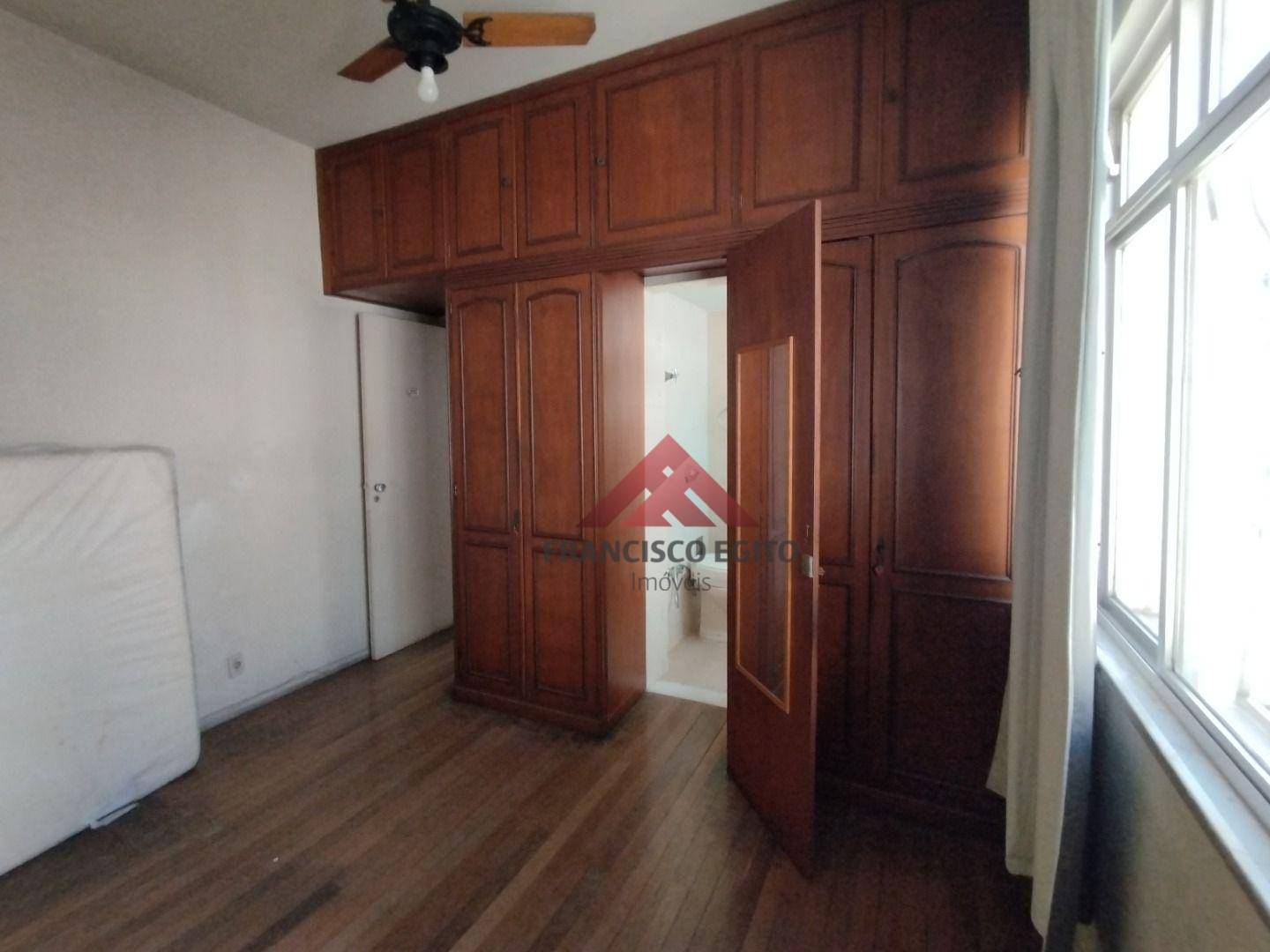 Apartamento à venda com 3 quartos, 144m² - Foto 13