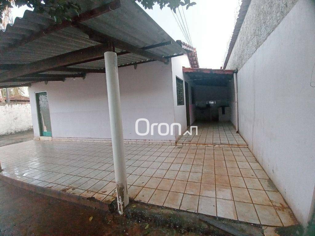 Casa à venda com 2 quartos, 186m² - Foto 4