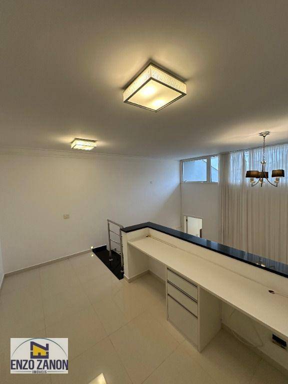 Sobrado para alugar com 3 quartos, 200m² - Foto 12