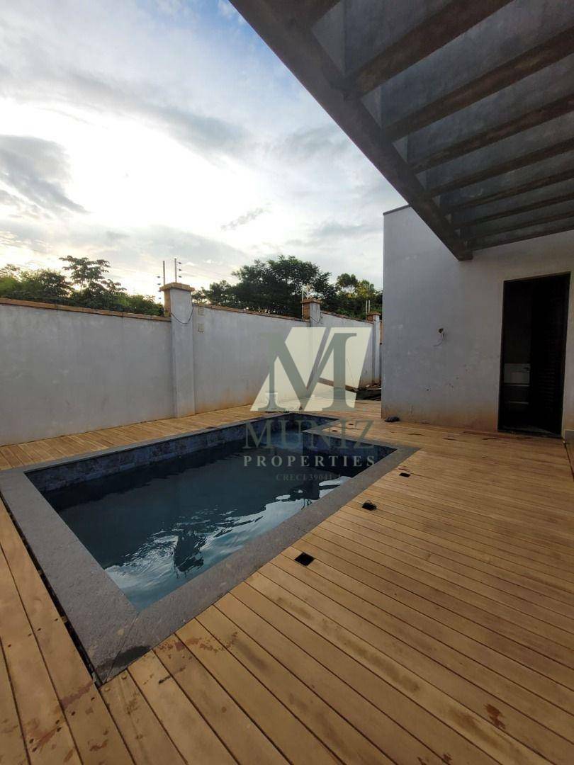 Casa à venda com 3 quartos, 235m² - Foto 16