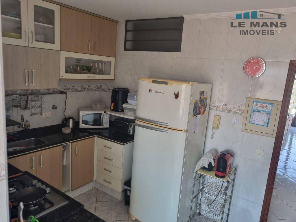 Apartamento à venda com 3 quartos, 110m² - Foto 4