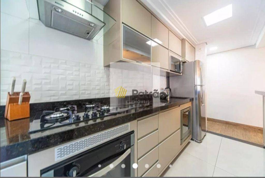 Apartamento à venda com 3 quartos, 93m² - Foto 2