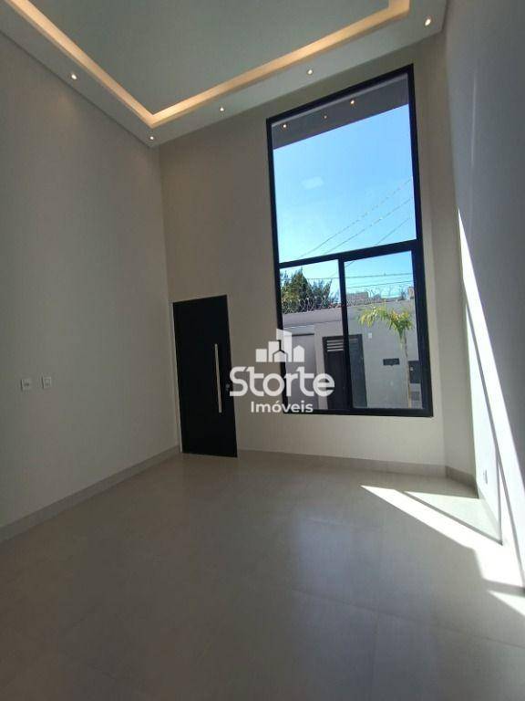 Casa à venda com 3 quartos, 170m² - Foto 4