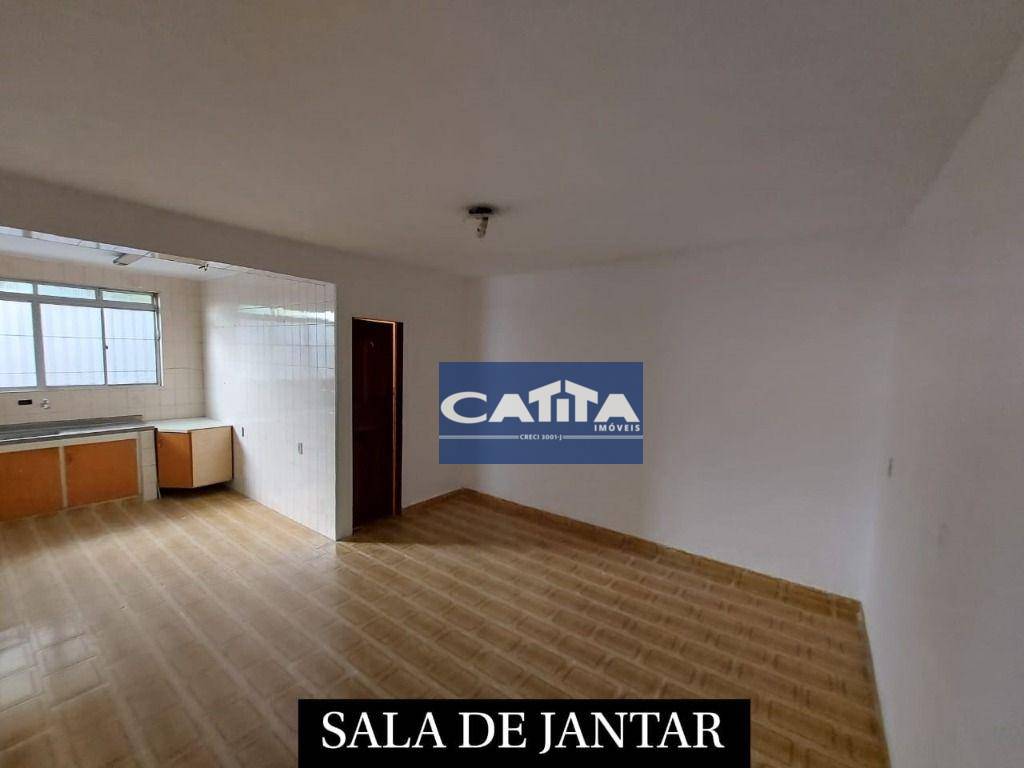 Sobrado à venda com 5 quartos, 215m² - Foto 4