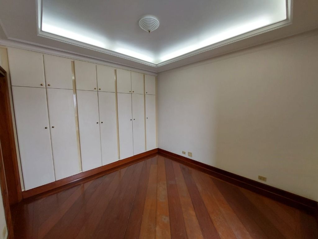 Apartamento para alugar com 4 quartos, 465m² - Foto 39