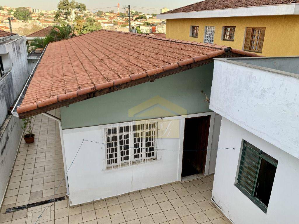 Casa à venda com 5 quartos, 300m² - Foto 35