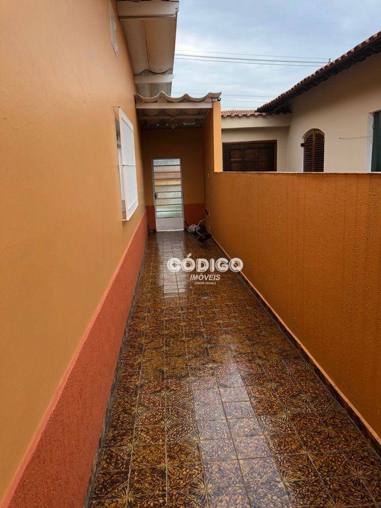 Casa à venda com 2 quartos, 150m² - Foto 6